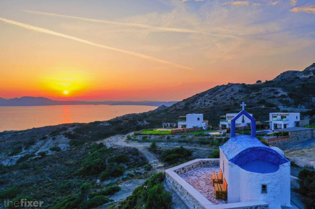 The Three Graces - Apollon Villa Antimachia